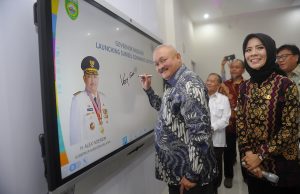 Pantau Kinerja Bawahan Dari Satu Ruangan