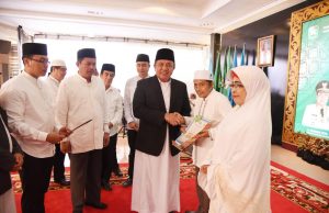 Resmi,Kini Hujjaj Sumsel Miliki Piagam dan KTA Alumni Haji