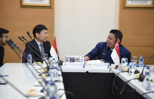 Bertemu Senior Menteri Singapura, Gubernur Sumsel Diundang Nonton F1 dan Ngobrol Soal Asap
