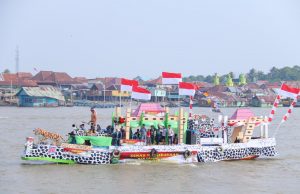 Lomba Perahu Bidar di Sungai Musi Jadi Magnet Wisatawan