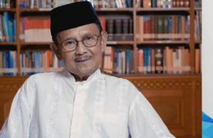 BJ Habibie Tutup Usia