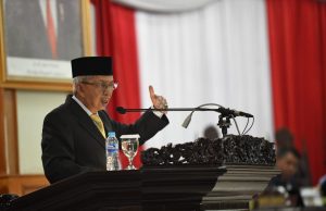 Wagub Mawardi Sampaikan Tanggapan dan Jawaban Terhadap Pemandangan Umum Fraksi