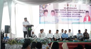 Gubernur Herman Deru dan Ketua TP PKK Sumsel Gelar Silaturahmi, Berbuka Puasa Bersama Masyarakat Banyuasin